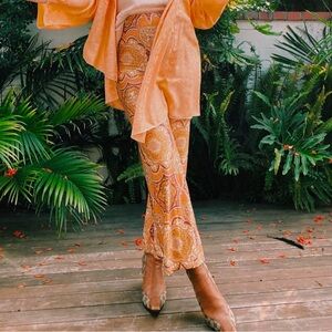 Novella Royale Iris bells